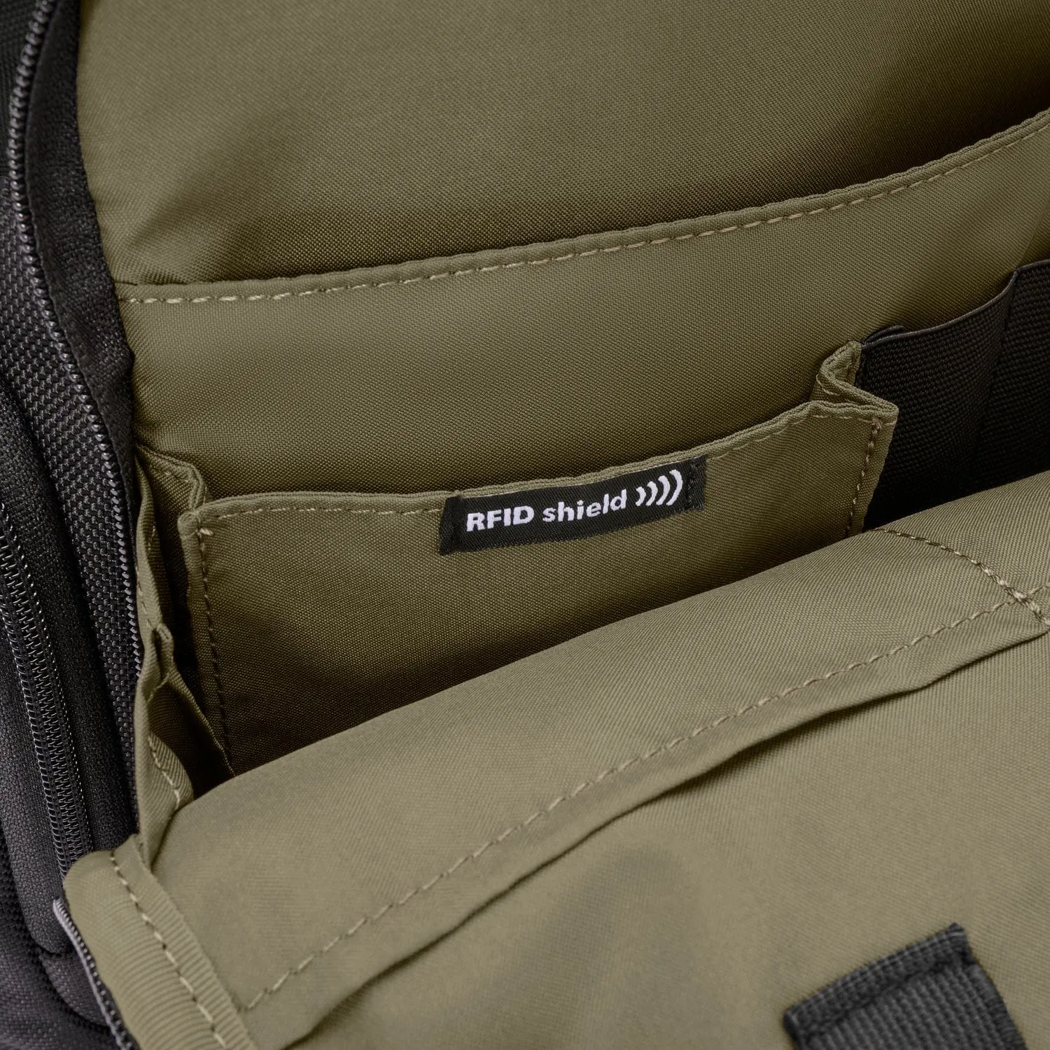 Briggs & Riley Medium Cargo Backpack