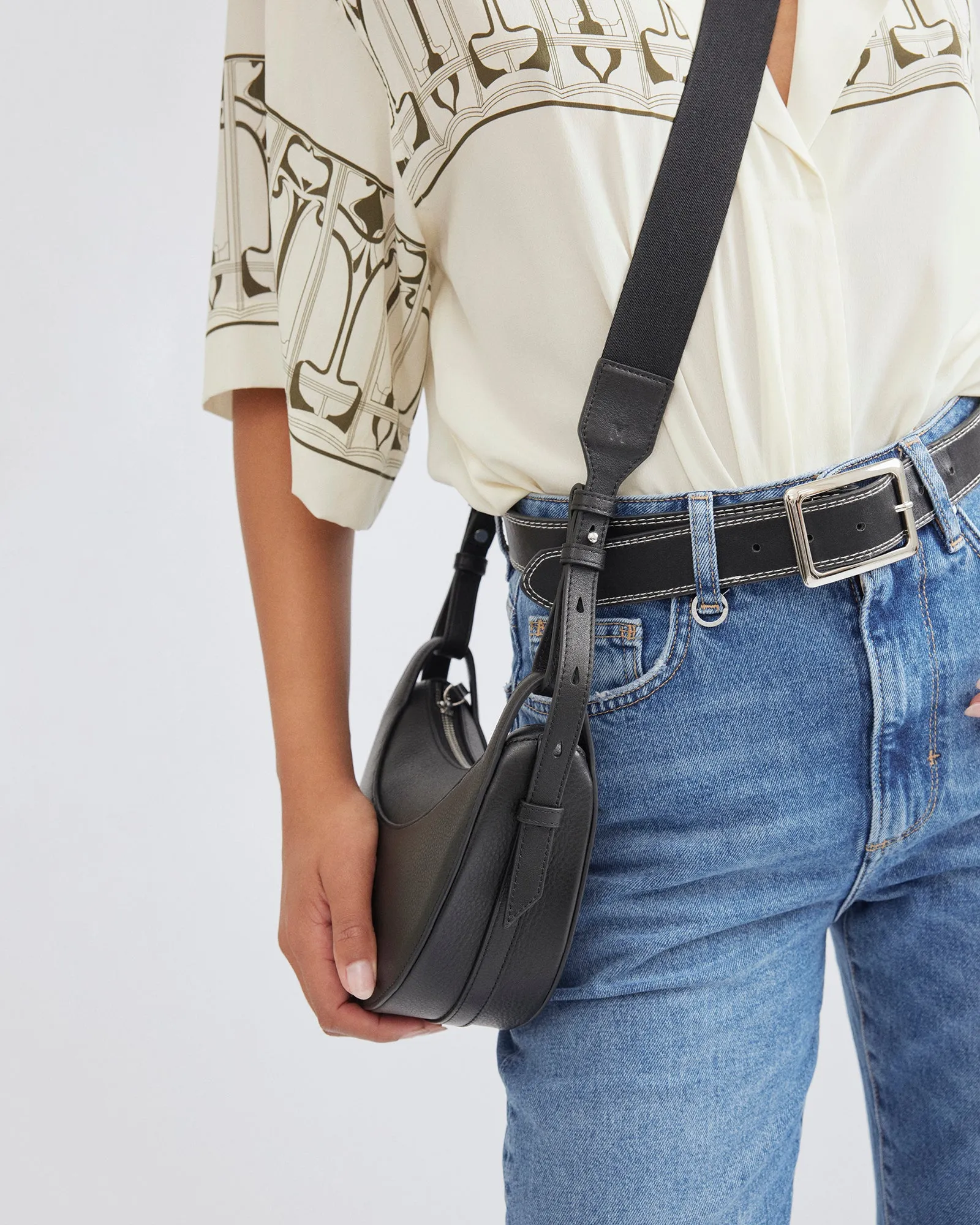 CATO SHOULDER BAG BLACK LEATHER